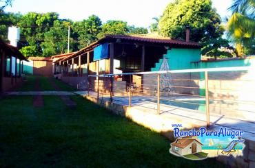 Rancho Recanto dos Pássaros para Alugar em Miguelopolis - Piscina ao Lado da Varanda