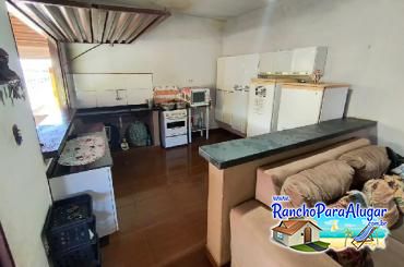 Rancho Portugal para Alugar em Miguelopolis - Cozinha na Varanda