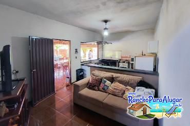 Rancho Portugal para Alugar em Miguelopolis - Sala na Varanda