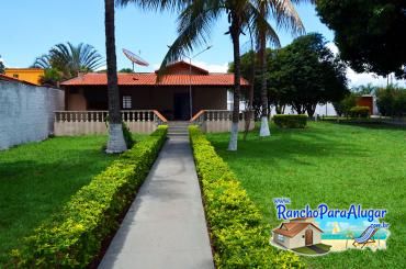 Rancho Cantinho do Céu para Alugar em Miguelopolis - Vista do Rio para a Casa