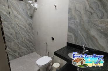 Rancho Cunha para Alugar em Miguelopolis - Banheiro da Suite 3