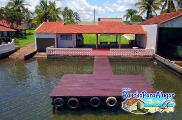 Rancho Recanto do Rio Grande para Alugar em Miguelopolis - Vista do Rio para o Píer