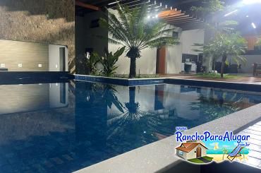 Rancho Jangada para Alugar em Miguelopolis - Piscina com Hidromassagem